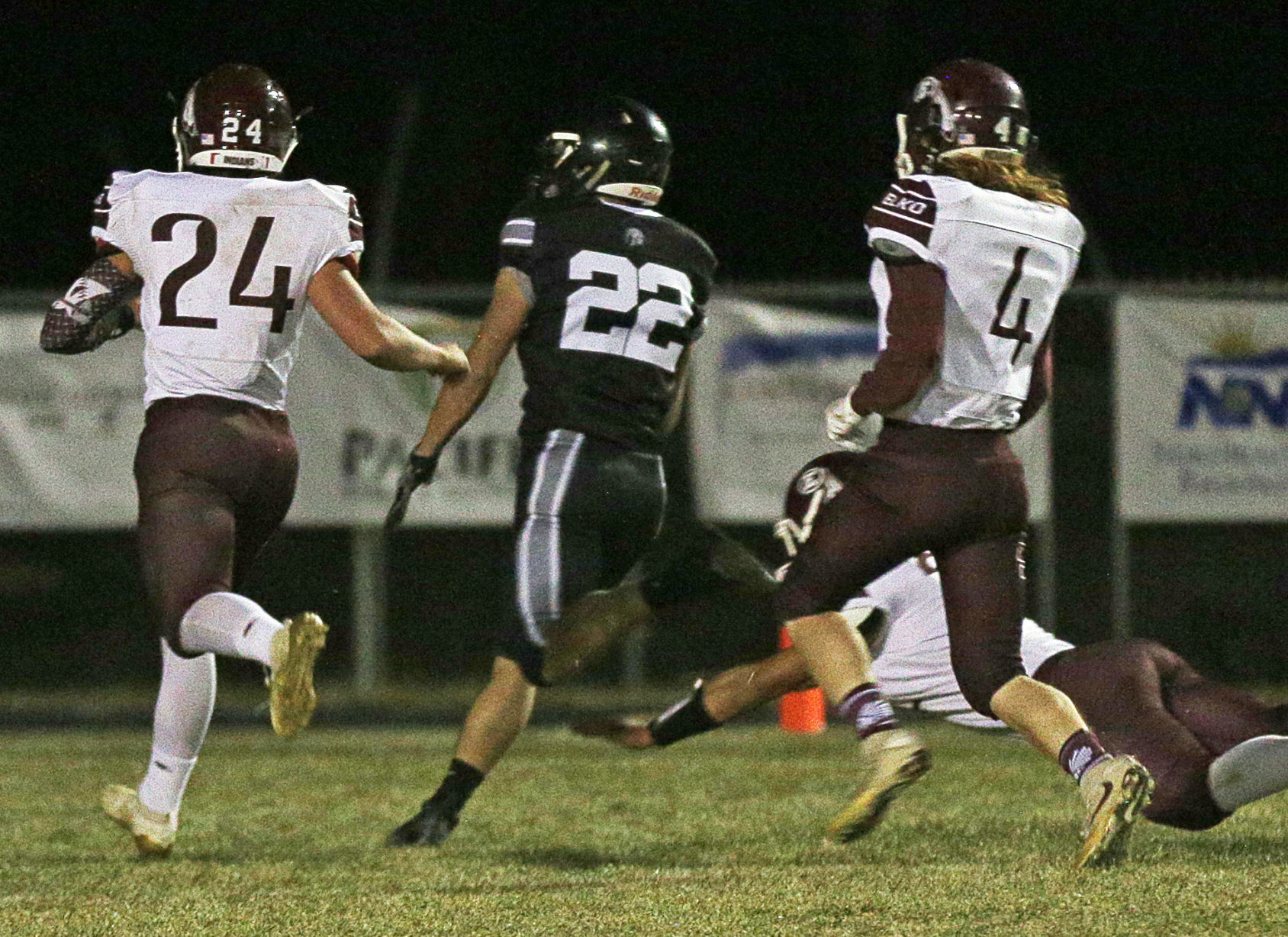 Elko at Spring Creek Football 29.jpg
